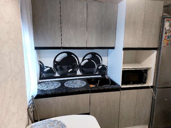 Фотография покупателя товара Кухонный гарнитур прямой «Сюита макси», 1800×600 мм, цвет бетон светлый/белый - Фото 1