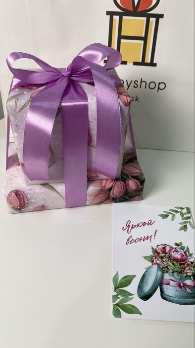 Фотография покупателя товара Бумага упаковочная, глянцевая «От всей души» 60×90 см - Фото 1