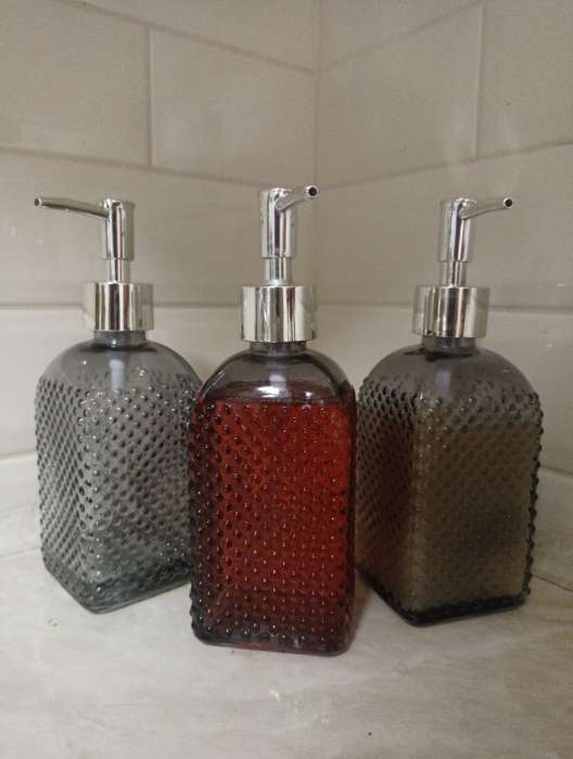 Фотография покупателя товара Дозатор для мыла SAVANNA «Пупырка», 400 мл, стеклянный, серый - Фото 1