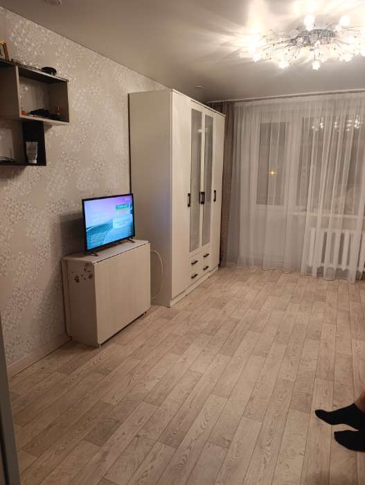 Фотография покупателя товара Шкаф прямой четырёхстворчатый «Квадро», 1600×487×2200 мм, цвет белый - Фото 2