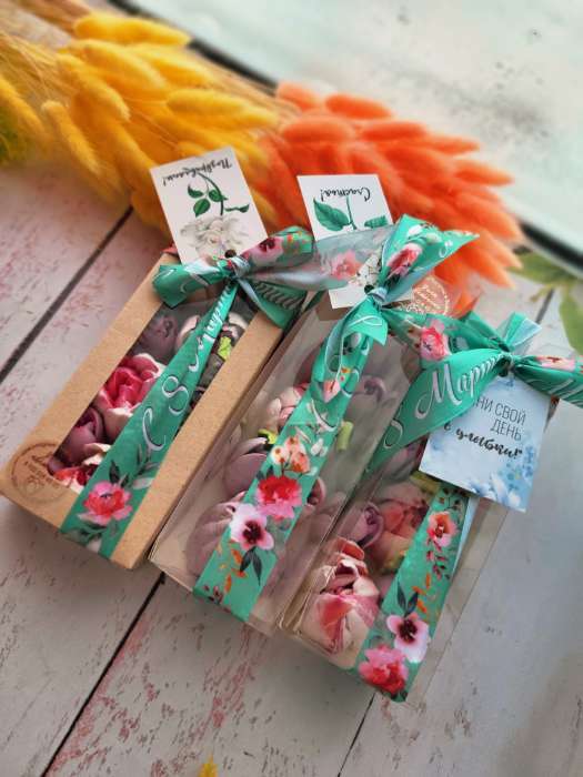 Фотография покупателя товара Лента атласная «С 8 Марта!», 25 мм, 23±1 м, зелёная - Фото 2