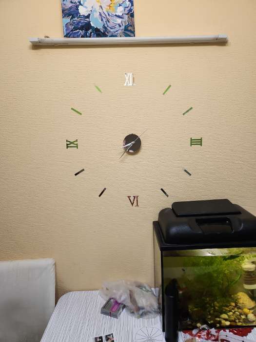 Фотография покупателя товара Часы настенные интерьерные «Давис», 3D, наклейка, бесшумные, плавный ход, d=45 см - Фото 1