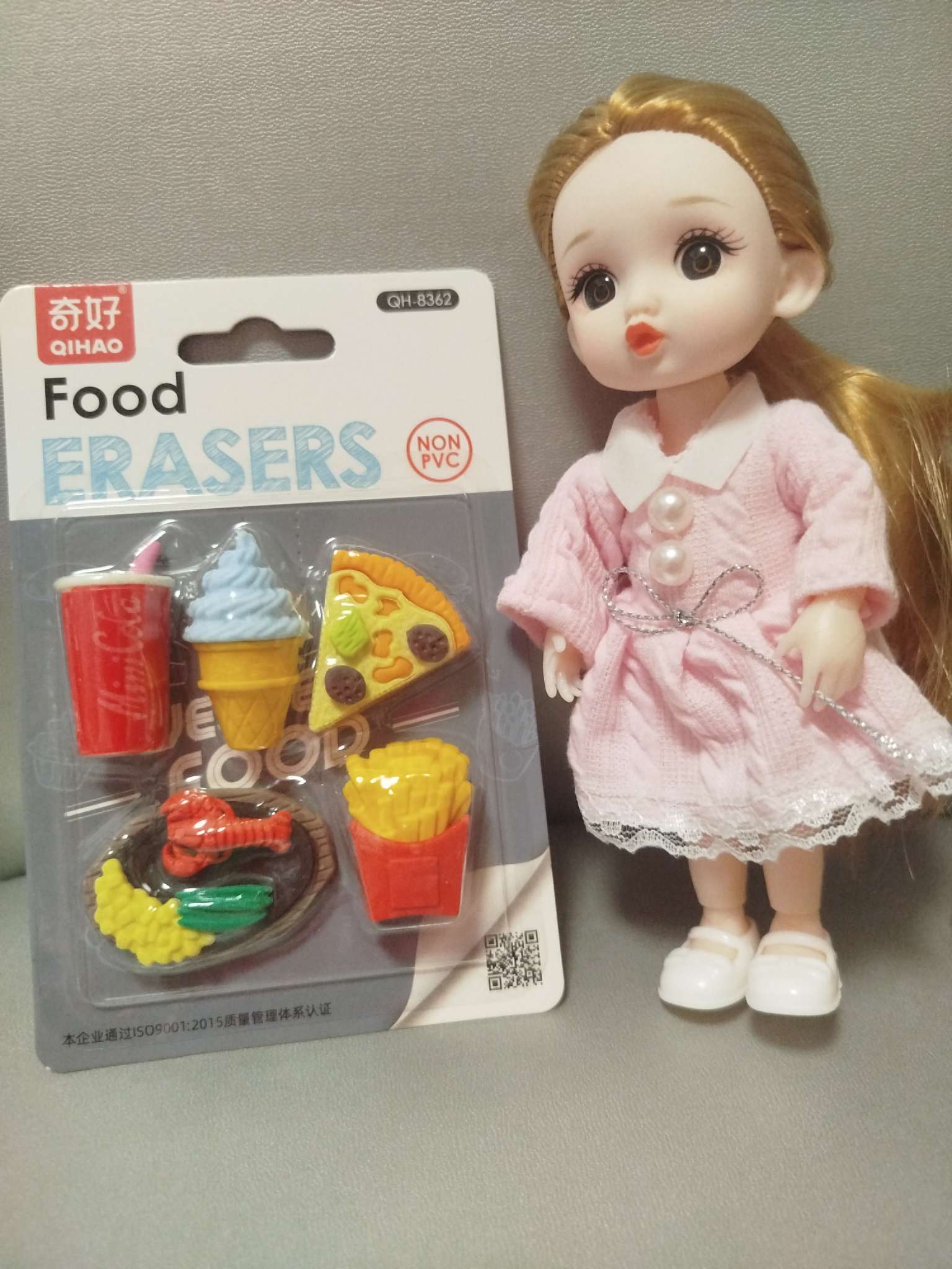 Фотография покупателя товара Игровой набор «Перекус», ластики фигурные, 5 шт., МИКС - Фото 2