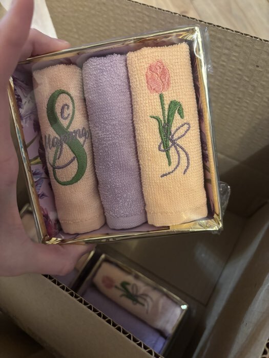 Фотография покупателя товара Набор полотенец «8 Марта» 30×30 см-3 шт., 100% хлопок 340 г/м² - Фото 3