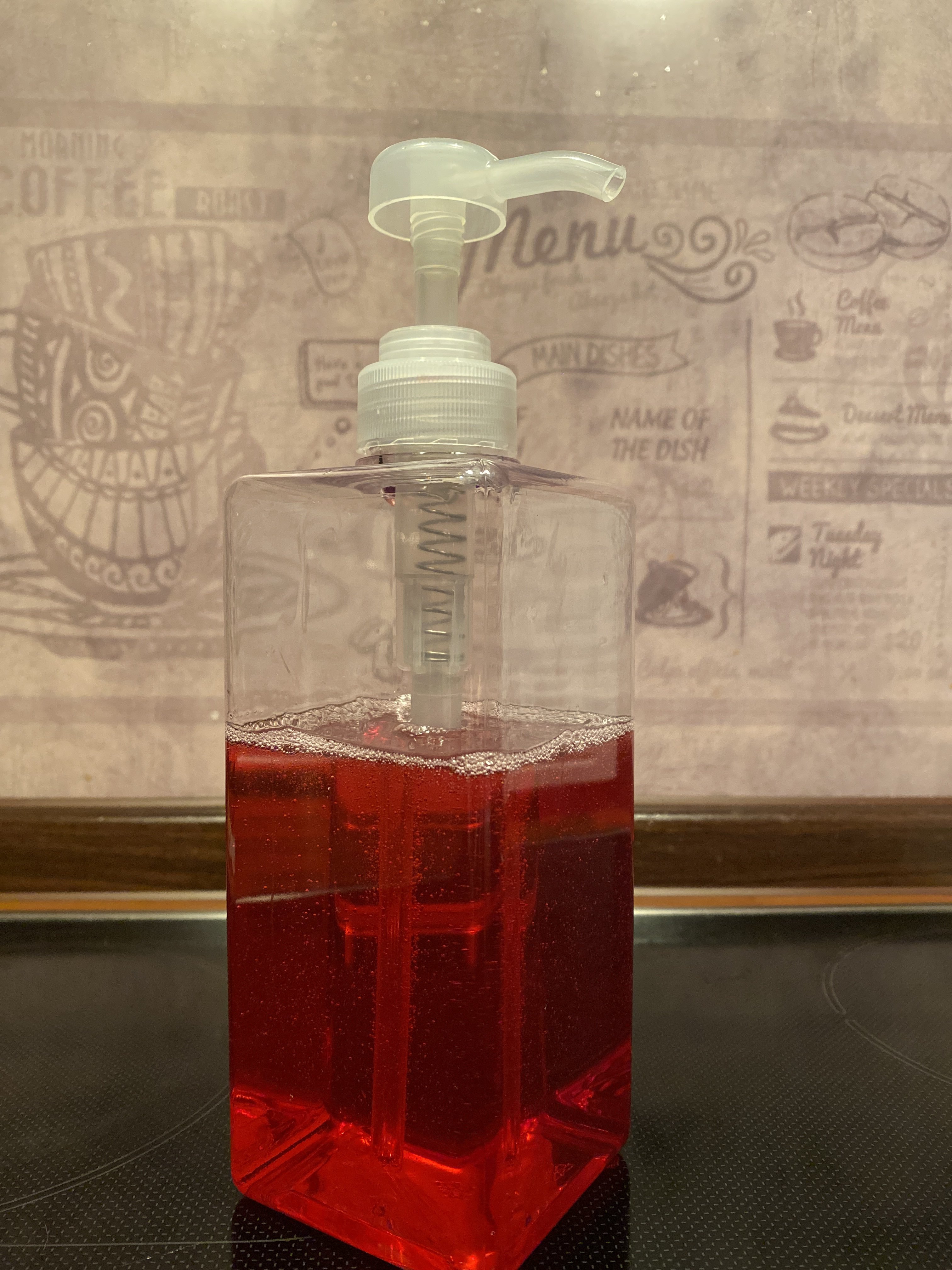 Фотография покупателя товара Дозатор для жидкого мыла Доляна, 700 мл, 6,5×20 см, цвет прозрачный - Фото 2