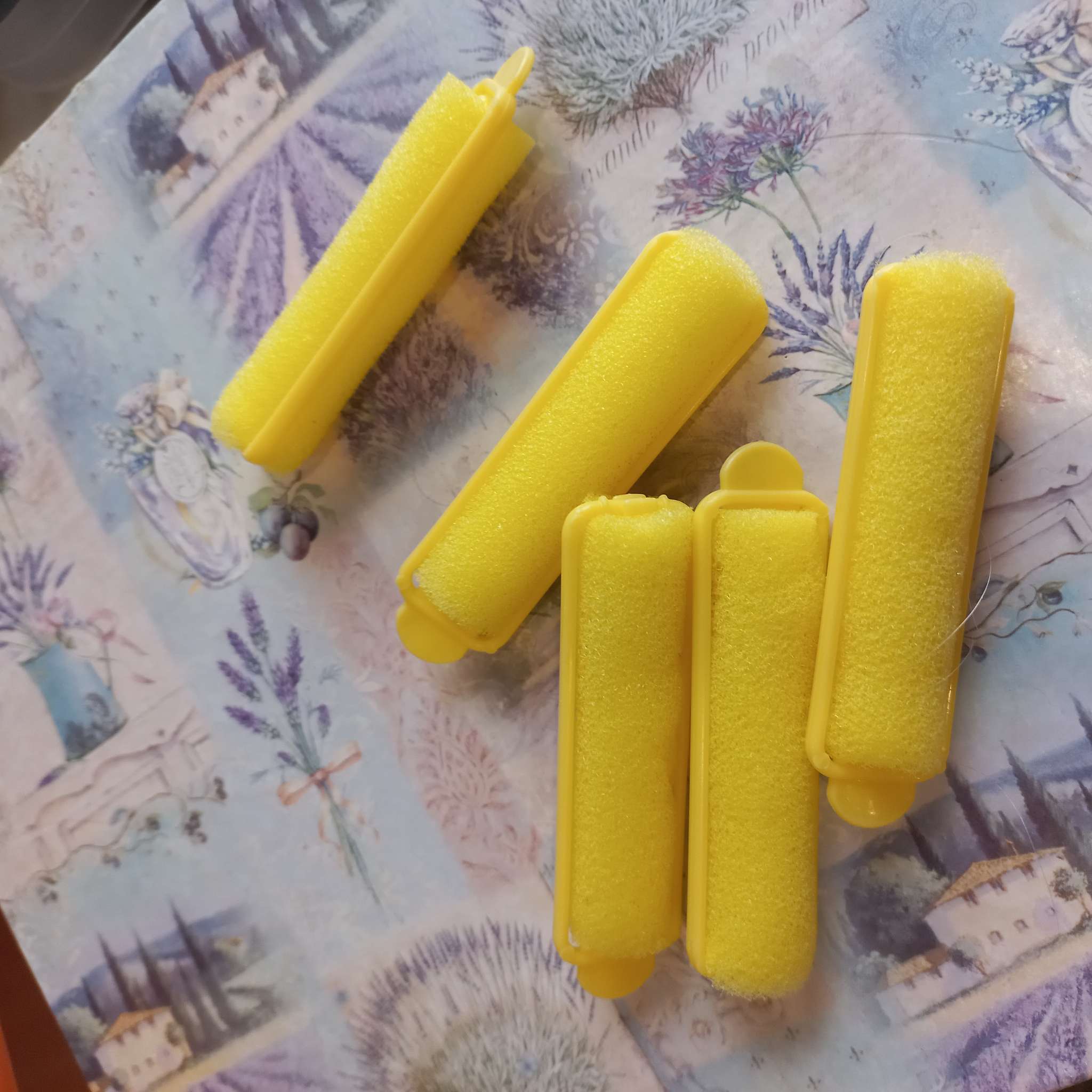 Фотография покупателя товара Бигуди с фиксатором, d=1.5 см, 6 см, 12 шт., цвет МИКС - Фото 3