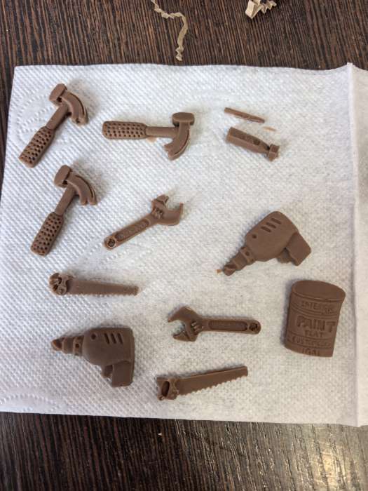 Фотография покупателя товара Молд для заливки «Инструменты», 9 ячеек, силикон, 10.5×5×1 см, МИКС - Фото 4