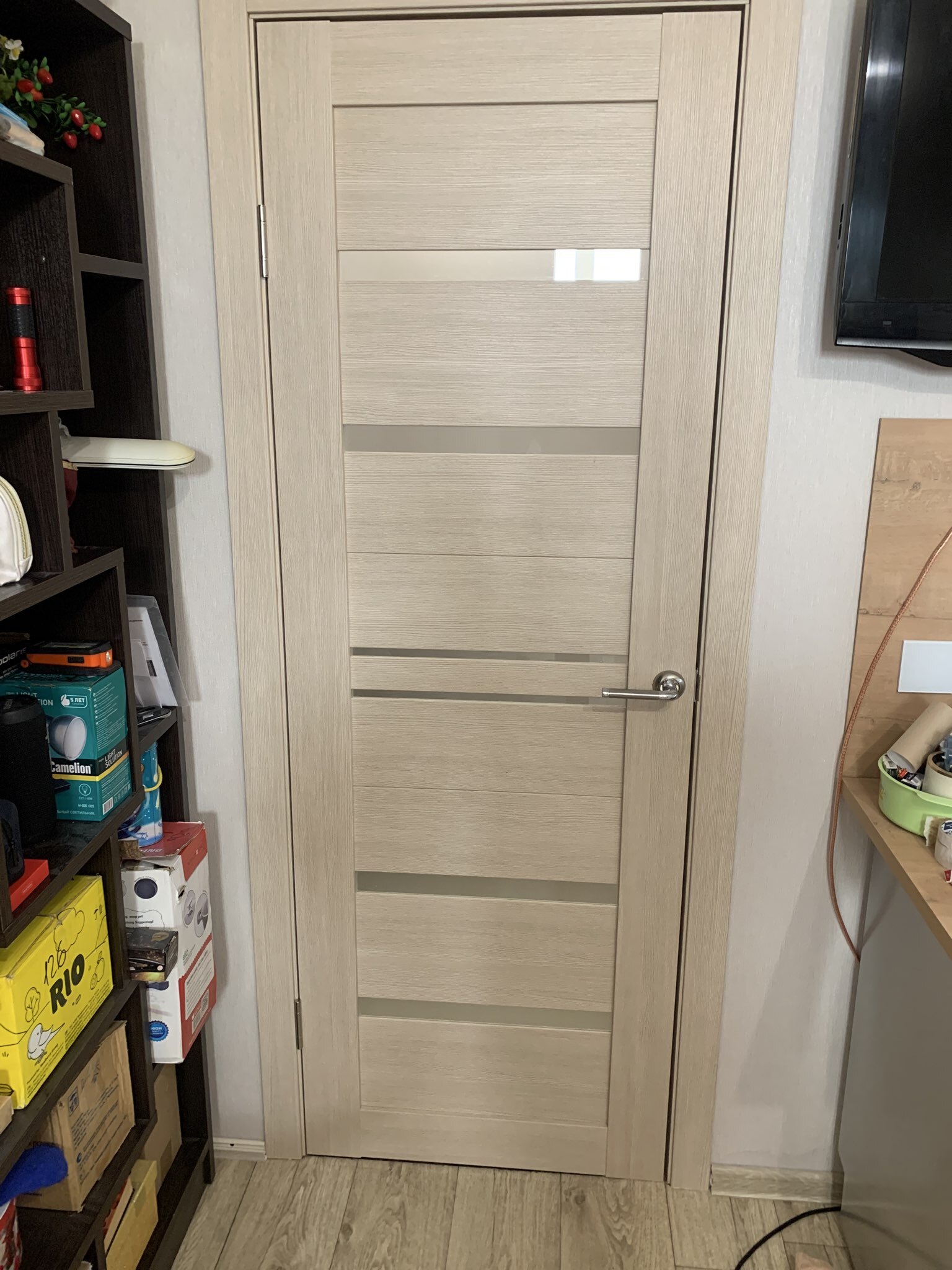 Фотография покупателя товара Дверь межкомнатная комплект 293, со стеклом мателюкс, 2000×800 мм, экошпон, цвет ясень латте - Фото 3