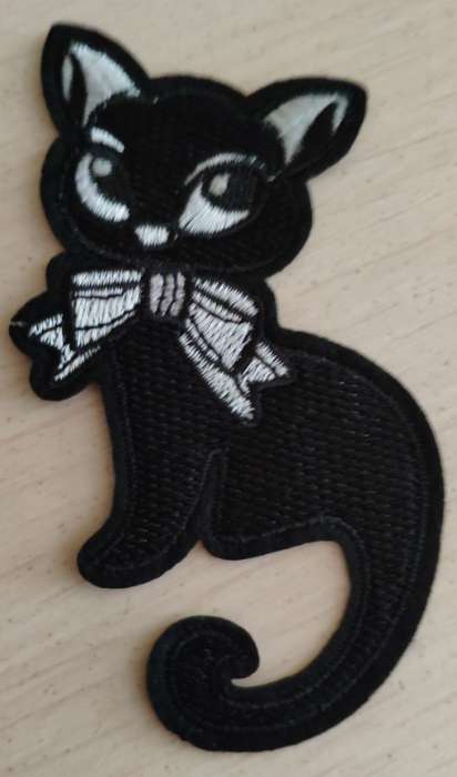 Фотография покупателя товара Термоаппликация «Кошка», 11 × 6 см, цвет чёрный