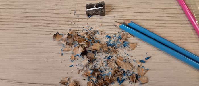 Фотография покупателя товара Карандаши Calligrata, 12 цветов, деревянные, трёхгранные - Фото 3