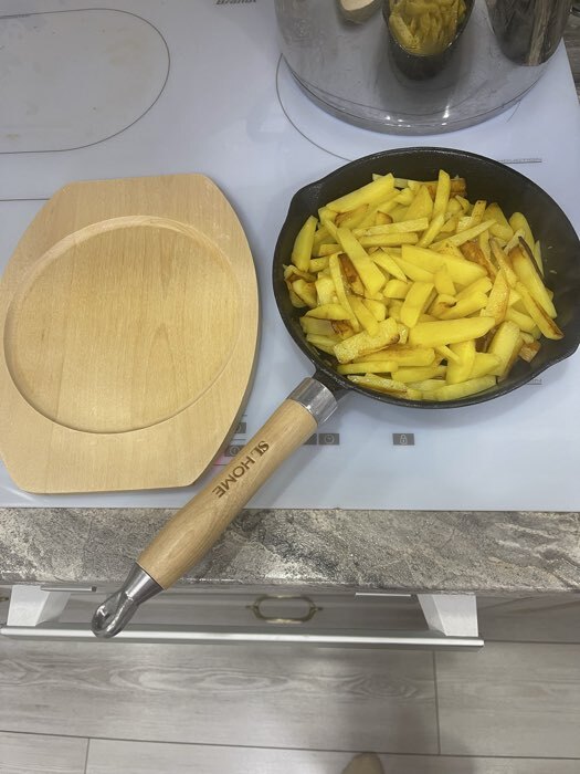 Фотография покупателя товара Сковорода SL Home, d=20, h=4 см, на деревянной подставке, индукция, чугун, чёрная - Фото 1