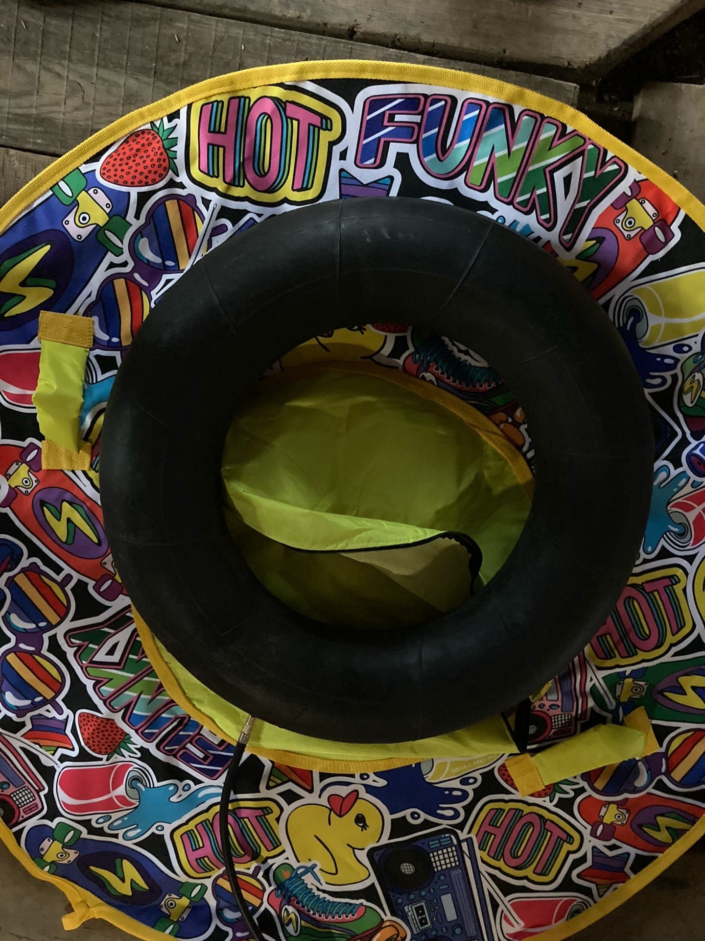 Фотография покупателя товара Тюбинг-ватрушка «Стикер», диаметр чехла 110 см, тент/оксфорд - Фото 9