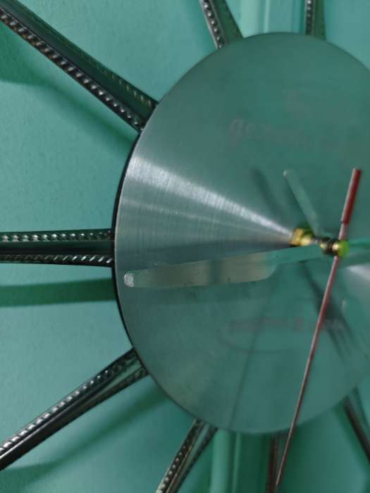 Фотография покупателя товара Часовой механизм со стрелками «Соломон-9», плавный ход, шток 16 мм, стрелки 58/72/74 мм, серебристые - Фото 6