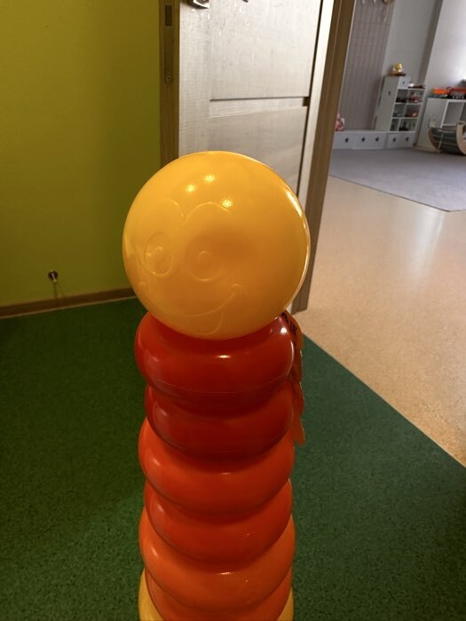 Фотография покупателя товара Пирамидка детская большая «Гигант», пластик, 20 колец с шаром, 87 см - Фото 6