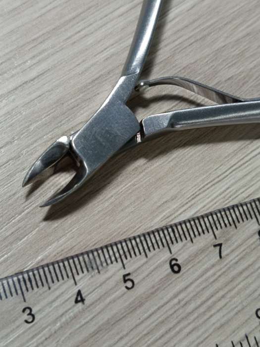 Фотография покупателя товара Кусачки маникюрные для кутикулы, 9.5 см, длина лезвия-10 мм, в чехле - Фото 2