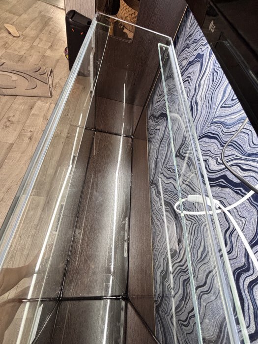 Фотография покупателя товара Аквариум Прямоугольный «Атолл» с крышкой, 100 л, 80×25×50/55 см, чёрный - Фото 5