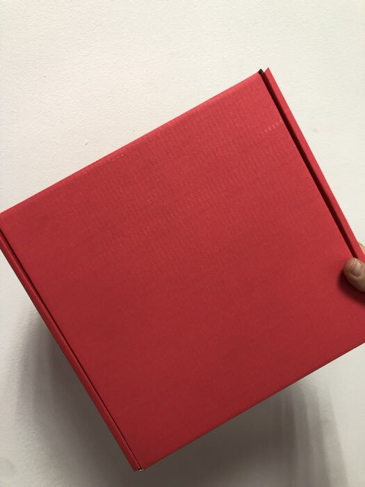 Фотография покупателя товара Коробка самосборная, красная, для подарков, хранения и отправки посылок, 23×23×8 см - Фото 11