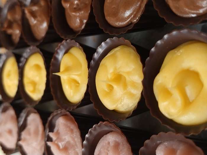 Фотография покупателя товара Форма для шоколада и конфет KONFINETTA «Конфетти», 27,5×13,5 см, 21 ячейка - Фото 13