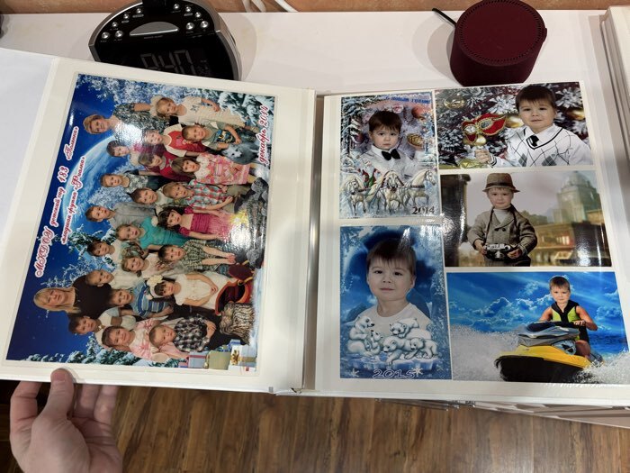 Фотография покупателя товара Фотоальбом магнитный на 20 листов «Красная панда», кожзам, в коробке, 2.6×32×33.5 см - Фото 8