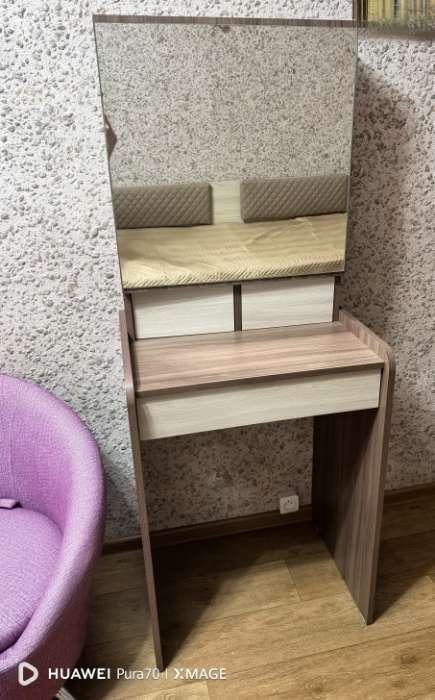 Фотография покупателя товара Столик туалетный с зеркалом «Николь», 580×450×1458 мм, зеркало, цвет ясень шимо светлый, тёмный - Фото 1