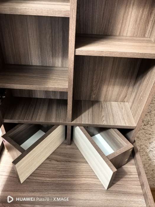 Фотография покупателя товара Столик туалетный с зеркалом «Николь», 580×450×1458 мм, зеркало, цвет ясень шимо светлый, тёмный - Фото 2