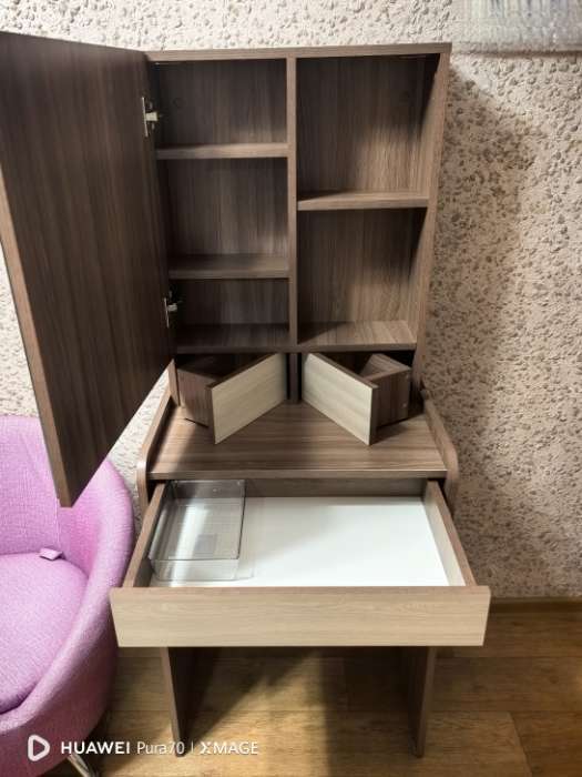 Фотография покупателя товара Столик туалетный с зеркалом «Николь», 580×450×1458 мм, зеркало, цвет ясень шимо светлый, тёмный - Фото 3