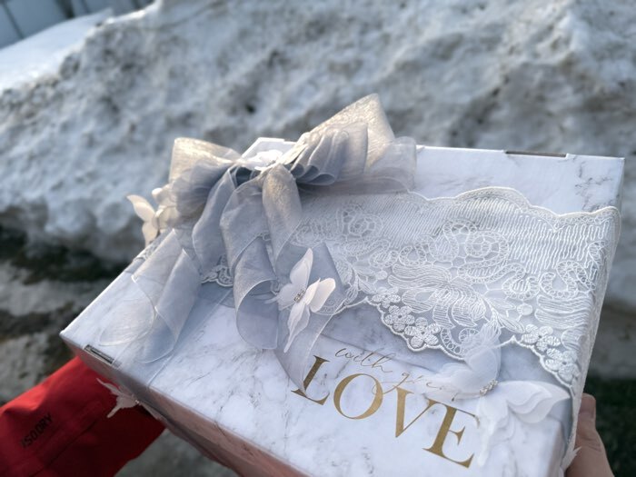 Фотография покупателя товара Декор для творчества «Бабочка», трёхслойный, набор 12 шт., размер 1 шт. — 5×4.5 см, цвет белый - Фото 2