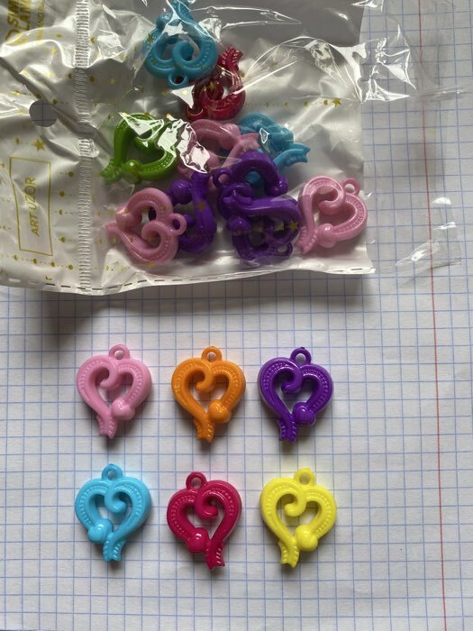 Фотография покупателя товара Пластиковый элемент, декоративная подвеска «Арт Узор. Сердца изогнутые», цветные, набор 25 г, 0.7×2.1×2.6 см - Фото 1