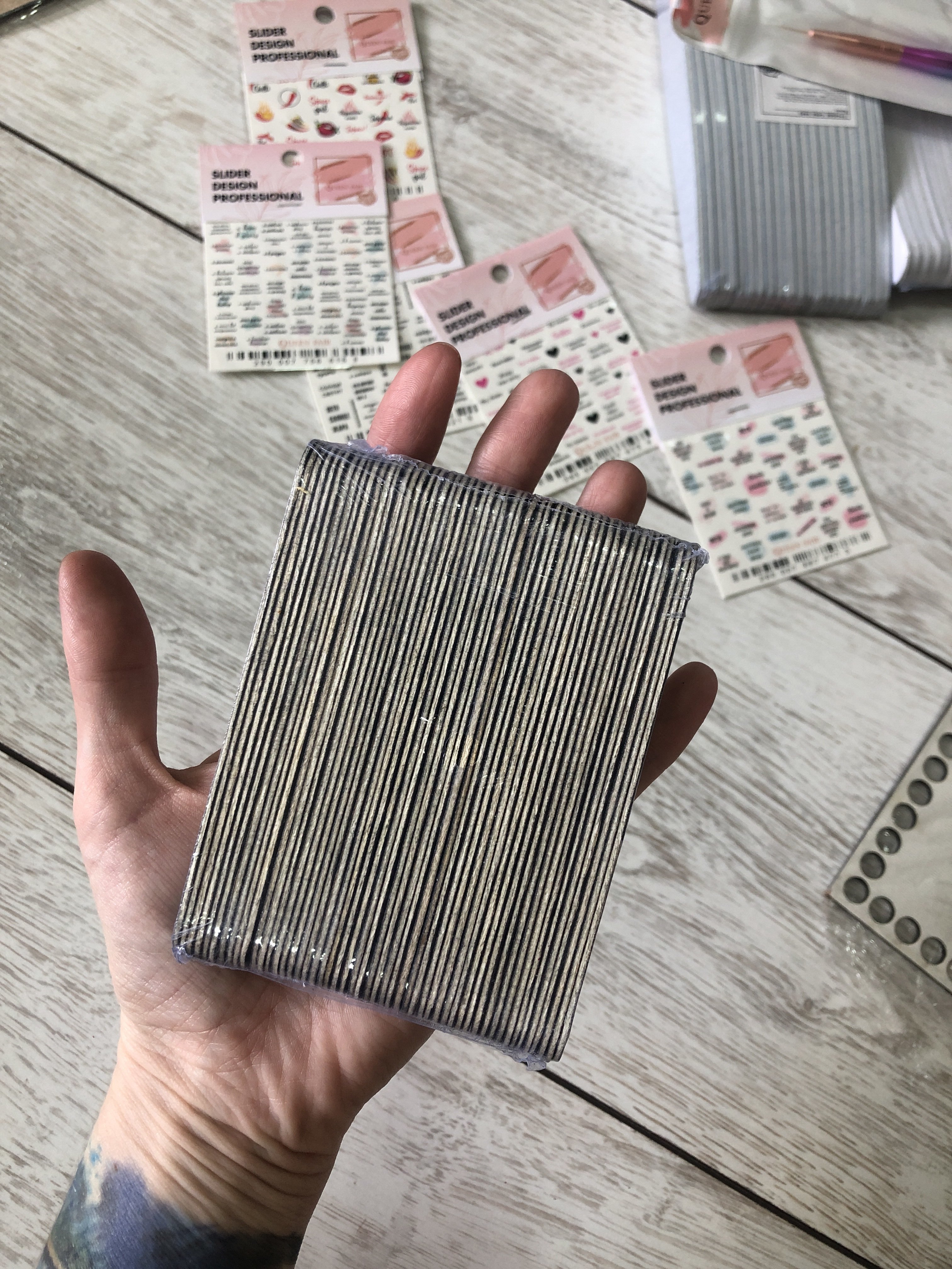 Фотография покупателя товара Пилка - наждак «Классика», на деревянной основе, абразивность 120, 10 см, фасовка 50 шт, цвет серый - Фото 3