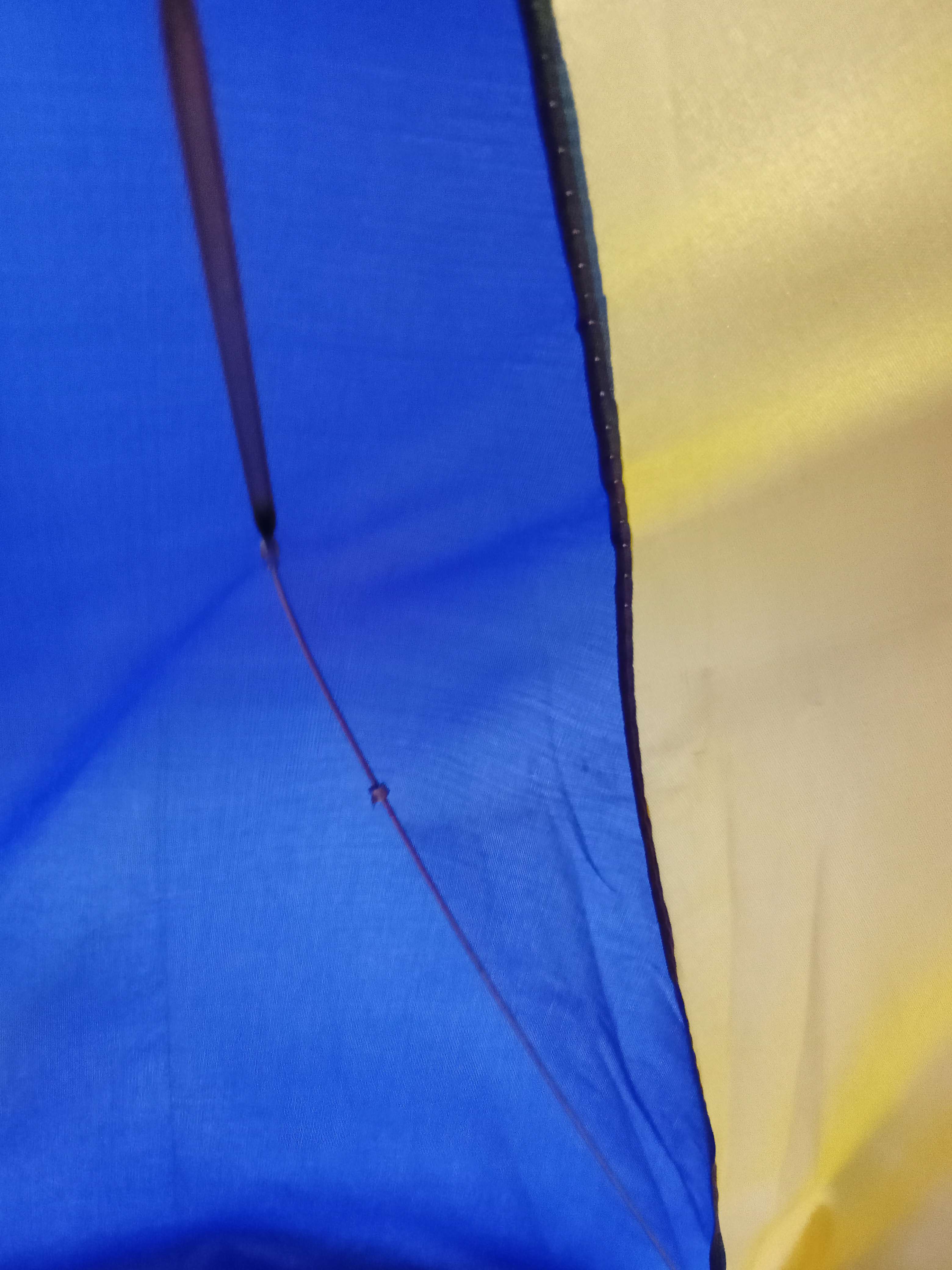 Фотография покупателя товара Зонт-трость «Радуга», полуавтоматический, со свистком, R=38см, цвета МИКС - Фото 7