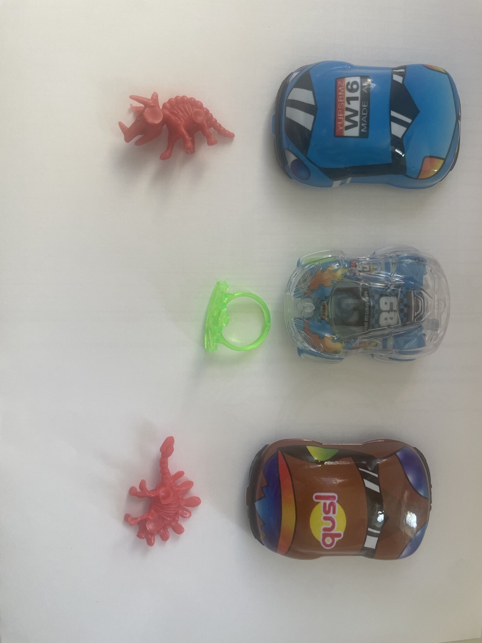 Фотография покупателя товара Печенье «Шокоприз» с шоколадной пастой и игрушкой, яйцо-сюрприз, для девочек, 15 г - Фото 1