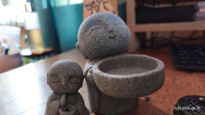 Фотография покупателя товара Подсвечник на 1 свечу песчаник «Маленький монах», d=4 см, 6×9×8.5 см - Фото 8