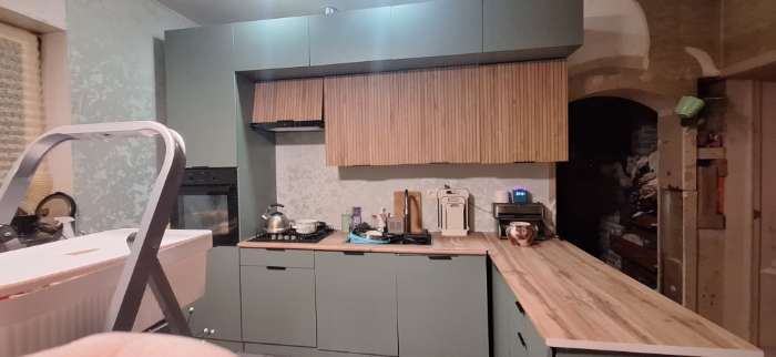 Фотография покупателя товара Кухонный гарнитур угловой трёхуровневый под потолок «Виктория 3.1–3Я», 3000×2520×1600 мм, цвет кашемир - Фото 1