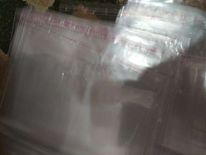Фотография покупателя товара Обложка ПП 215 х 400 мм, 80 мкм, для тетрадей и дневников, с клеевым краем, универсальная - Фото 5