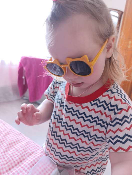 Фотография покупателя товара Очки солнцезащитные детские, uv 400, линза 4.8×4 см, цвет МИКС - Фото 1