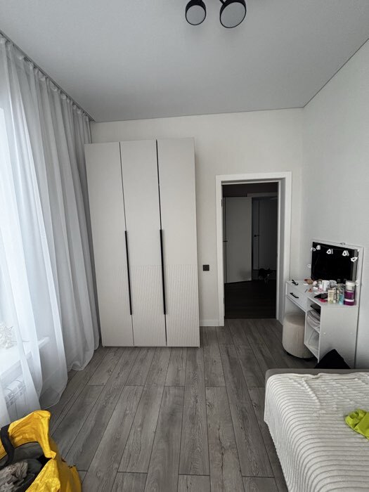 Фотография покупателя товара Шкаф четырёхстворчатый «Марвэл», 1600×508×2400 мм, цвет браш графит/графит - Фото 7