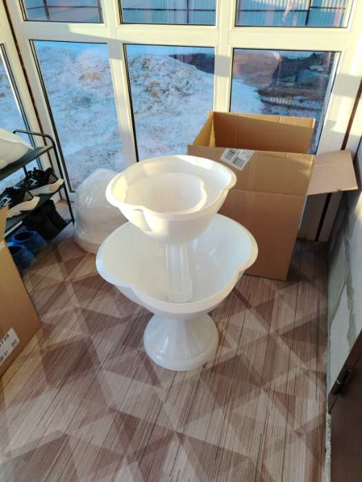 Фотография покупателя товара Клумба пластиковая, 3 яруса, d=27–40–55 см, высота бортика 90 см, белая, «Водопад» - Фото 16