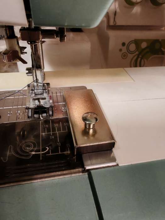 Фотография покупателя товара Направитель магнитный, для шва, 5.3×2×0.7 см, цвет серебряный - Фото 3