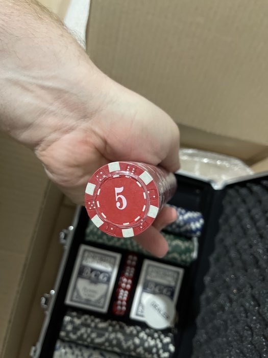 Фотография покупателя товара Покер в металлическом кейсе (2 колоды, фишки 300 шт с/номиналом, 5 кубиков), 21 х 39.5 см - Фото 10
