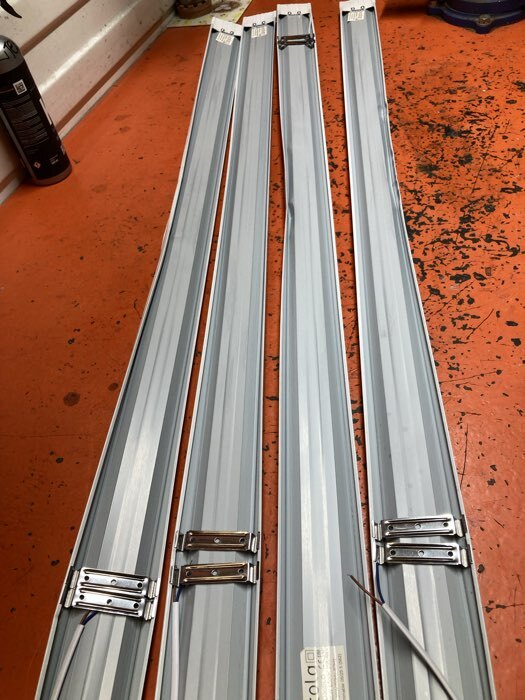 Фотография покупателя товара Светильник линейный светодиодный Ecola, 36 Вт, 6500 К, 220 В, IP20, 1200×75×25 мм - Фото 5