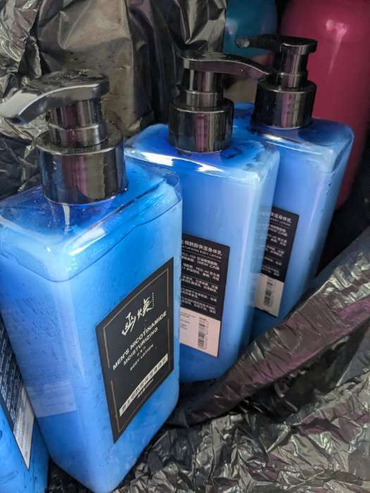 Фотография покупателя товара Лосьон для тела HANHUAN увлажняющий, 500 мл - Фото 2