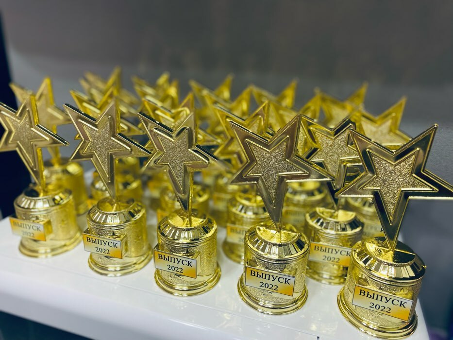 Фотография покупателя товара Наградная фигура литая под нанесение «Звезда», золото, 16 х 6 х 8,5 см