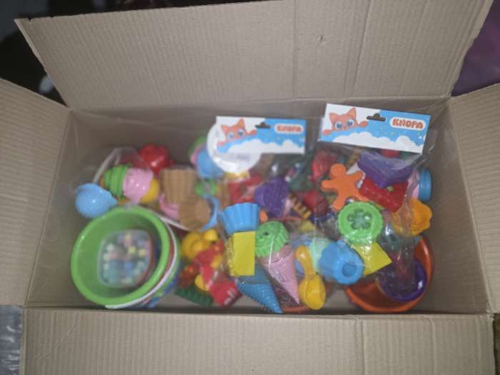 Фотография покупателя товара Набор игрушек для песочницы «Непоседа», 11 предметов: ведро, лопатка, грабельки, 8 формочек - Фото 1