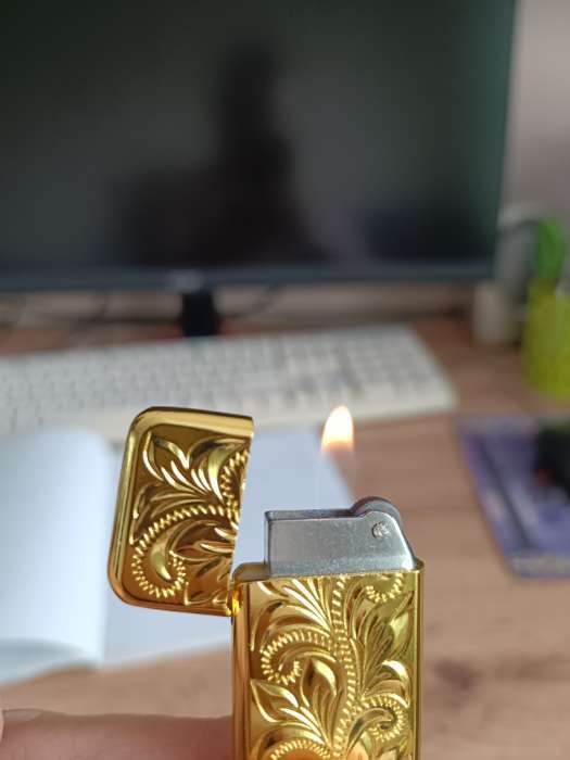 Фотография покупателя товара Зажигалка газовая, металлическая, 0.7×2.5×6.5 см - Фото 1