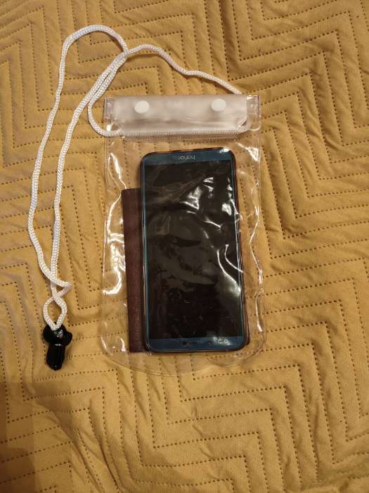 Фотография покупателя товара Водонепроницаемый чехол для телефонов LuazON, размер 19х12 см, МИКС
