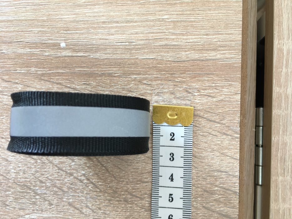 Фотография покупателя товара Светоотражающая лента стропа, 20 мм, 5 ± 1 м, цвет чёрный