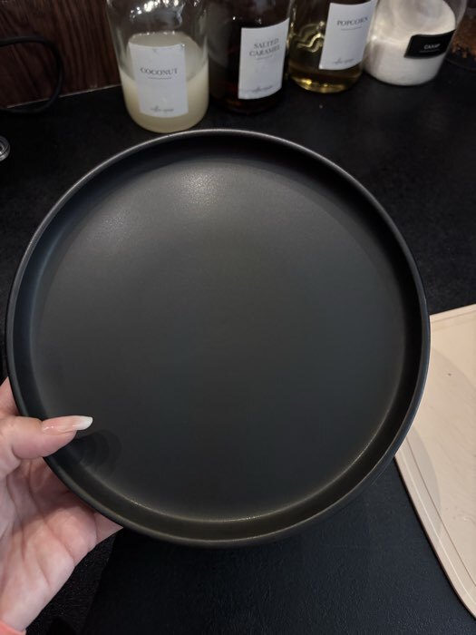 Фотография покупателя товара УЦЕНКА Набор тарелок Доляна «Гранит», 4 шт., 20×2 см, серый в крапинку - Фото 5