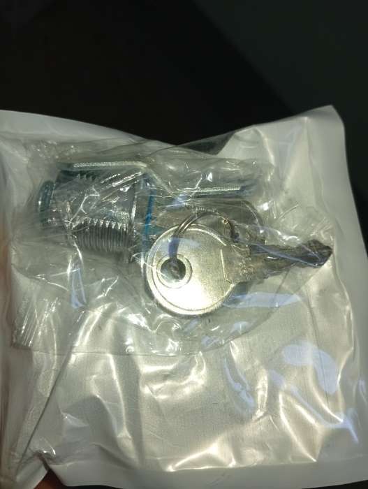 Фотография покупателя товара Замок почтовый ТУНДРА LC4, 17×30×50 мм, 2 английских ключа, хром - Фото 1