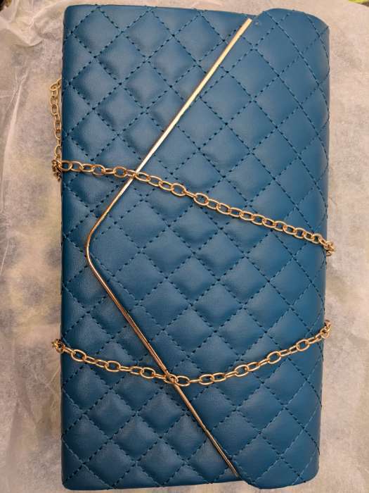 Фотография покупателя товара Сумка-клатч женская на магните, на длинной цепочке, со стёжкой, синяя - Фото 1