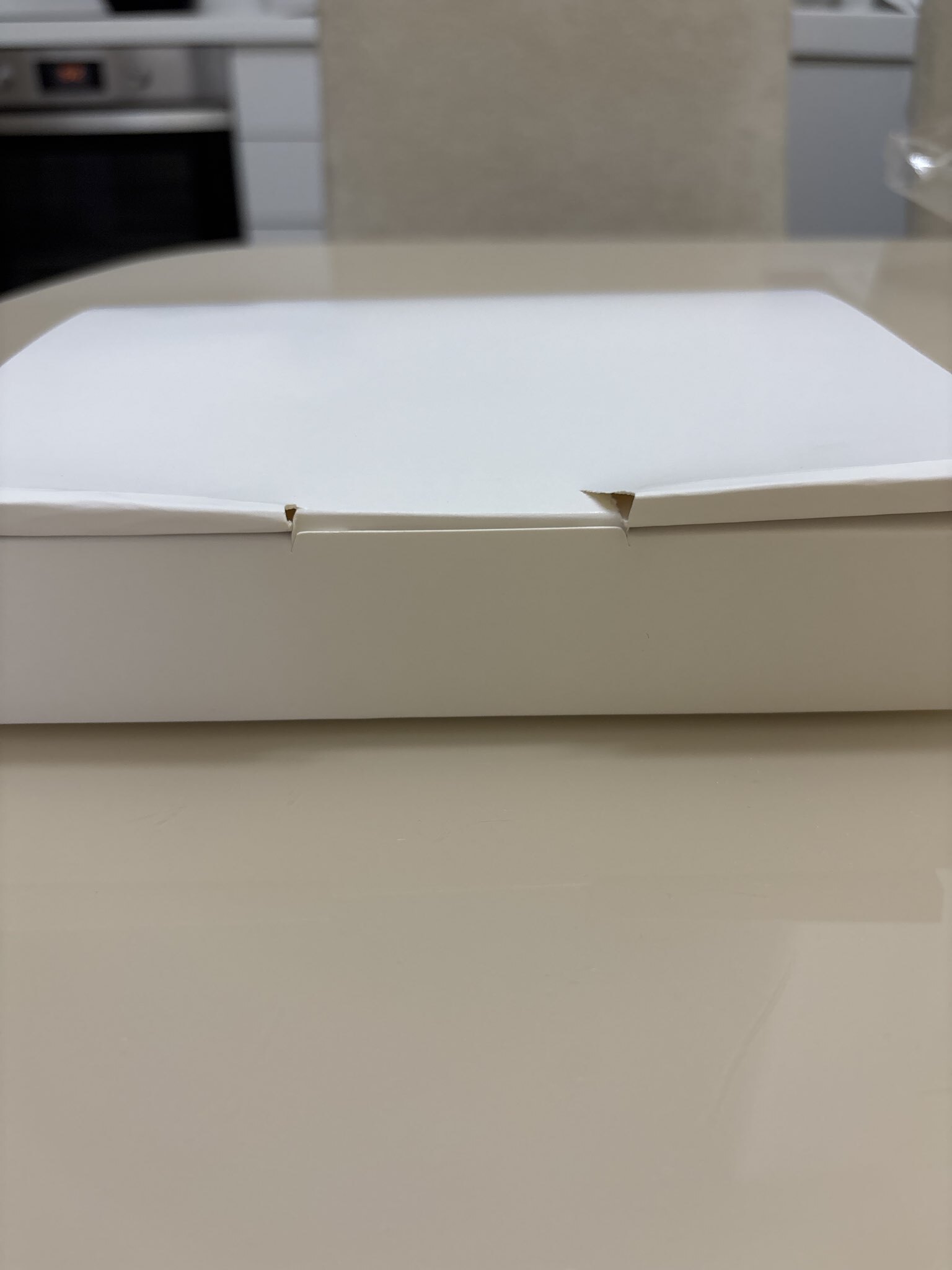 Фотография покупателя товара Коробка для 12 конфет, белая с откидной крышкой, 19×15×3.5 см - Фото 58